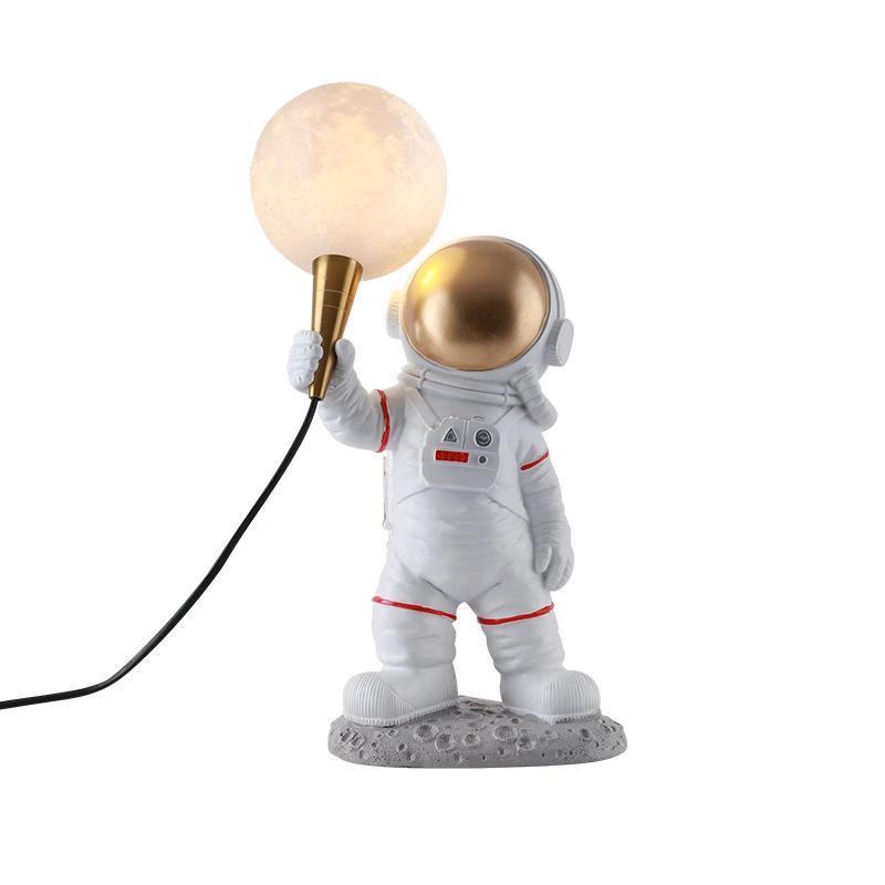 Resin astronaut desktop ornament desk lamp fancy birthday gift nordic home astronaut moon lamp decoration room table lamp