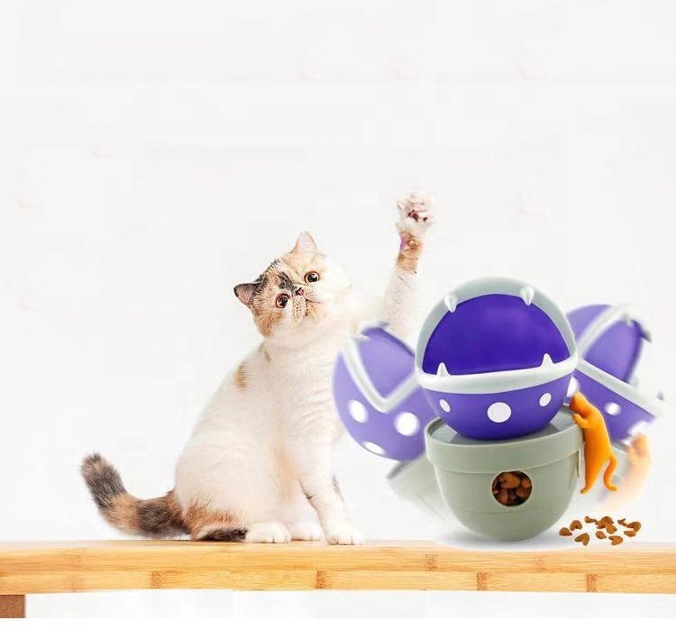 2020 New Cat Interactive IQ Training Treat Food Feeder Ball Toy Pet Small Dog Cat Feed Ball Food Dispenser Toy for Kitten Puppy