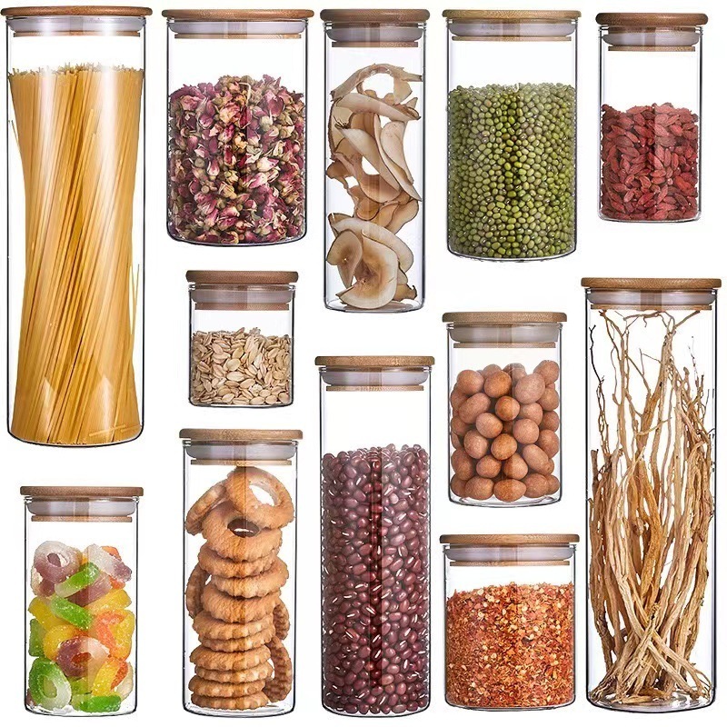 Wholesale Kitchen Borosilicate Glass Airtight Food Storage Container with Bamboo Wood Lid Round Clear Glass Jar Pantry Organizer