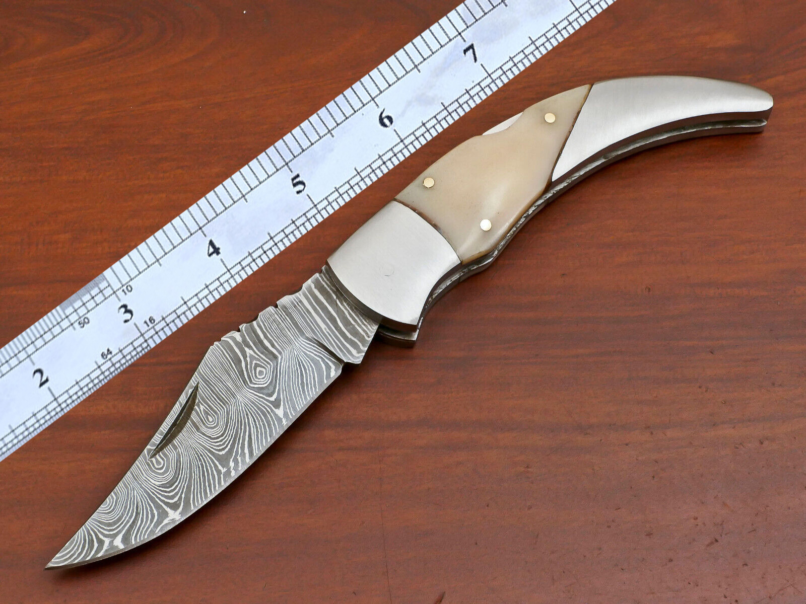 Multi-function Stainless Steel Folding Pocket Knife With Damascus Steel Folding Knife Bone Handle Knife