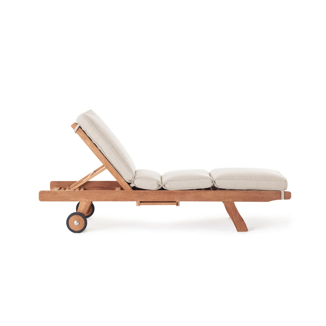 Teak Sun Lounger with All Weather Cushion Teak Wood Chaise Lounge for Hotel Resort Project