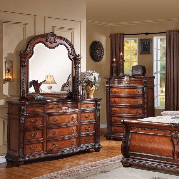 Royal French Italian Elegant Luxury Bedroom Furniture European Style King Size Beds Carved solid Wood Bedroom Sets High Quality