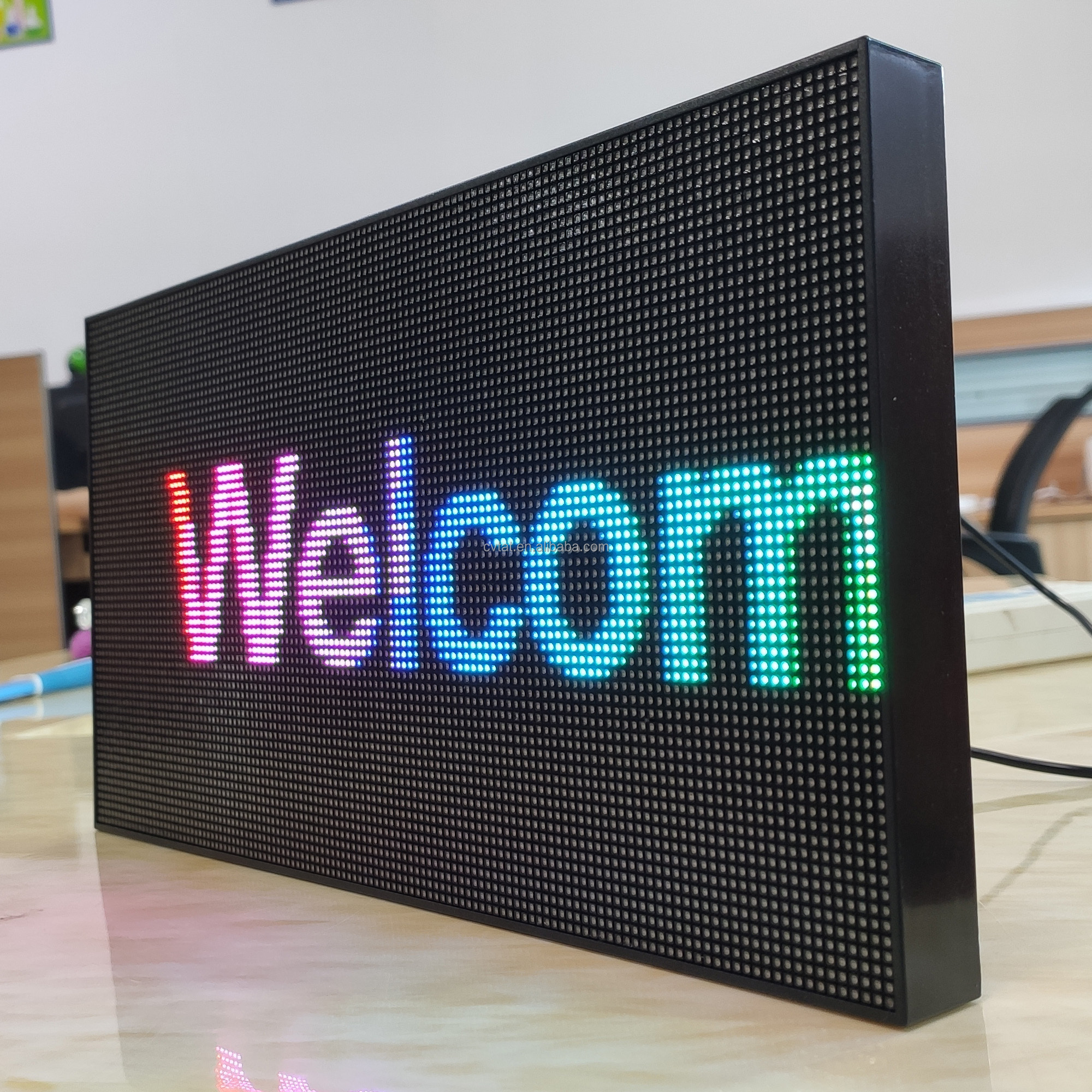 Advertising LED Display APP Programmable Messages Scrolling LED Sign Display for Cars Digital Display LED Matrix Panel