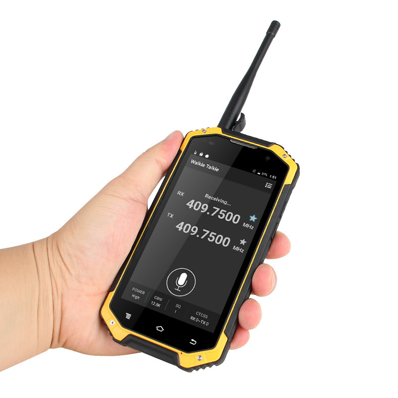 4.7 Inch Quality W3 IP68 Waterproof Rugged 4G LTE Smart Mobile Phone with Walkie Talkie radios VHF Radio woki toki