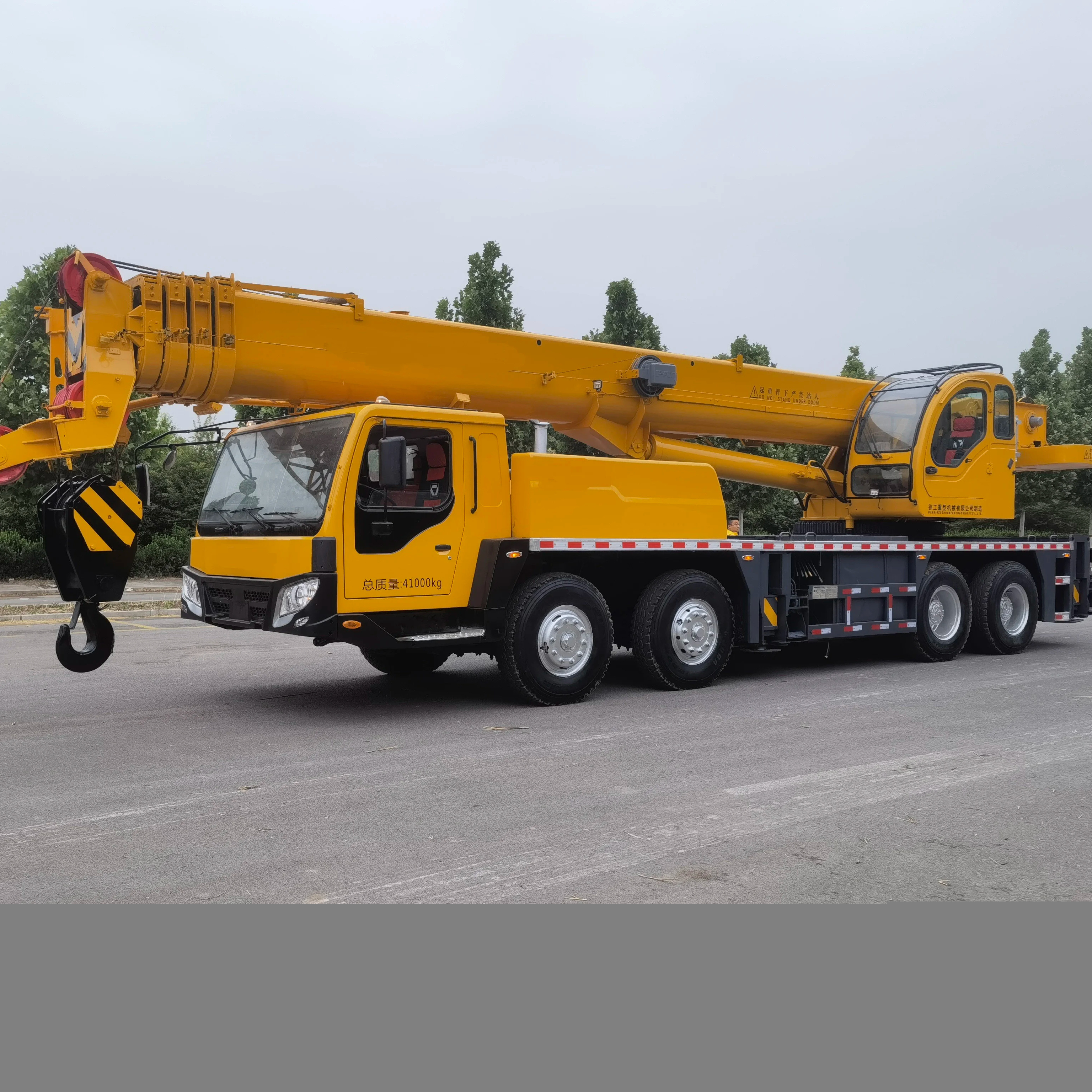 New Model xcma 50 ton truck crane truck with crane for sale