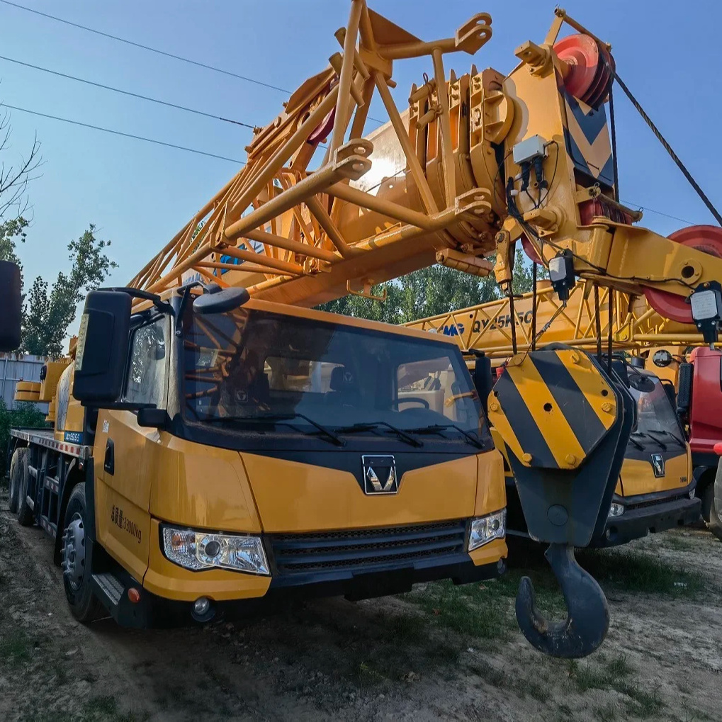 New Model xcma 50 ton truck crane truck with crane for sale