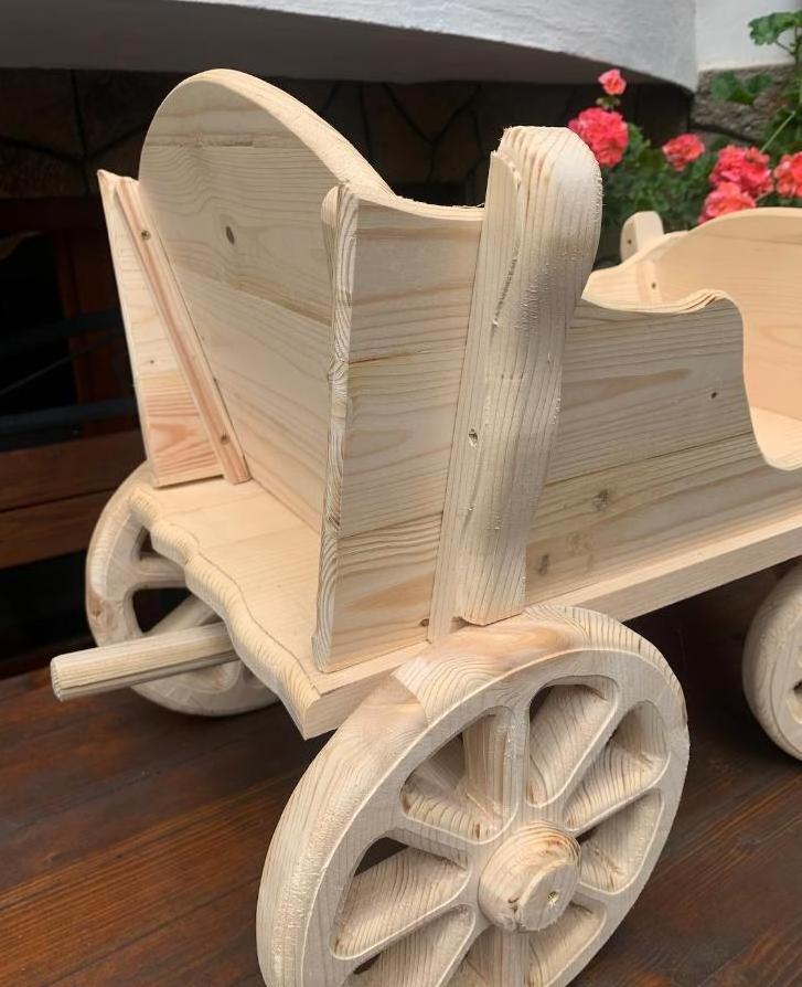 Flower Pot Wooden Cart Flower Pot Wheelbarrow Planter Wooden Wagon Planter Outdoor Garden Plant Planter