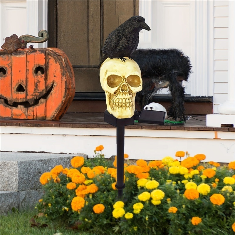 Halloween Decoration Skull Solar Lamp Outdoor Horror Skeleton Crow Skull Decorative Atmosphere Lighting Holiday Garden Yard Home