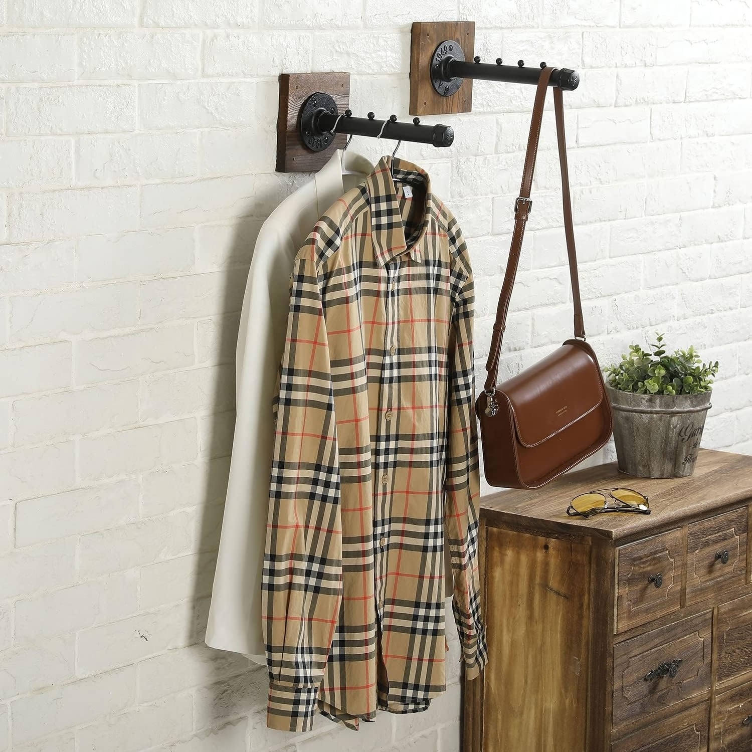 High quality free standing wood wall hook hat and mounted wall mounted vintage coat rack for hanging