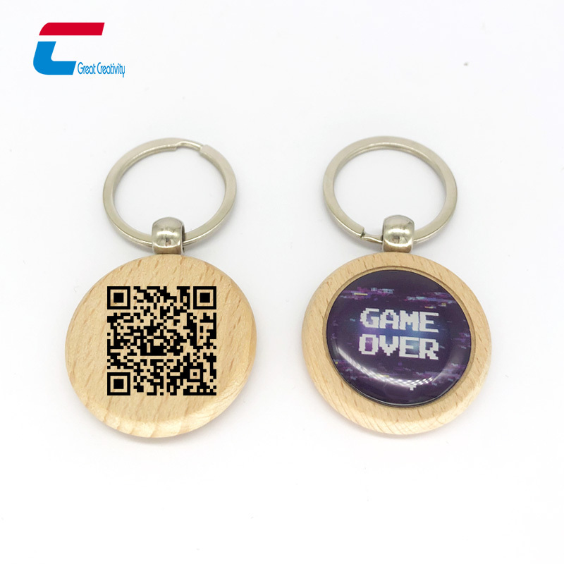 RFID wood nfc social media nfc social keychain Programmable smart card with metal ring iso14443a nfc epoxy tag