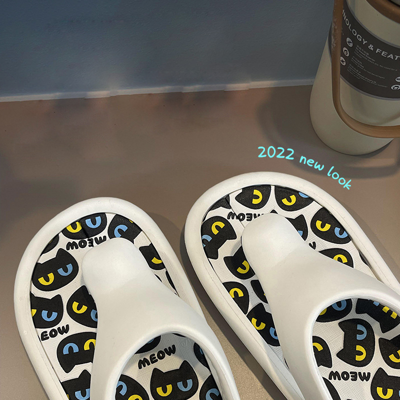 2022 wholesale fashion cartoon ladies beach slippers summer daily household non-slip comfortable  thick soles flip flop slippers