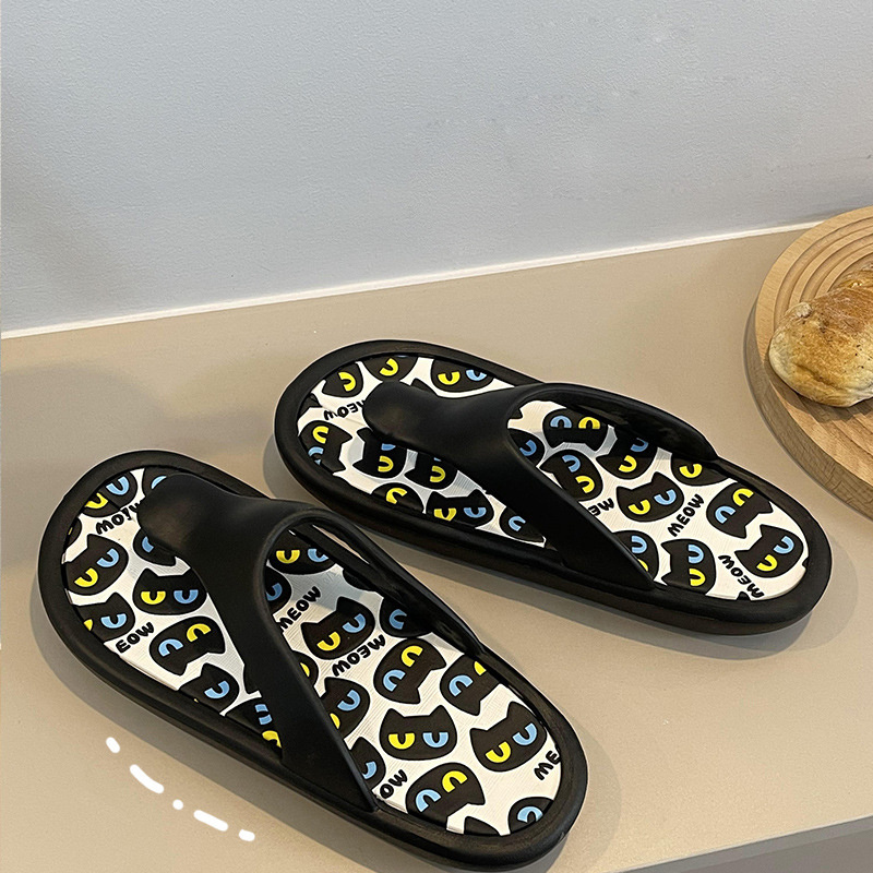 2022 wholesale fashion cartoon ladies beach slippers summer daily household non-slip comfortable  thick soles flip flop slippers