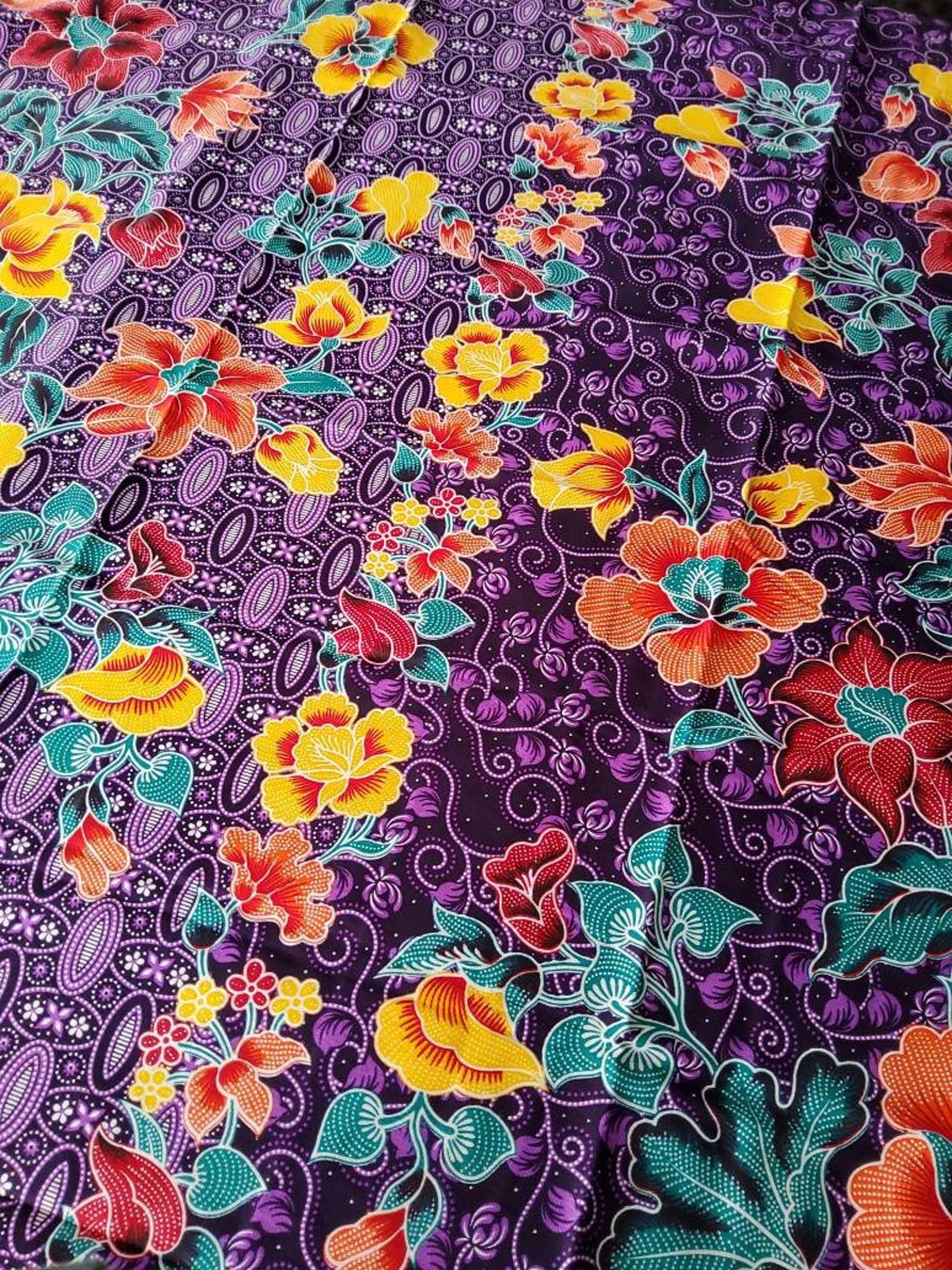 Good quality 100% polyester Southeast Asia style thai printed batik sarong fabric for garment tube skirt dress