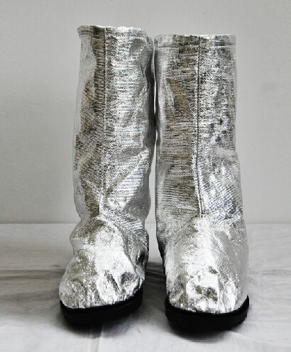 Aluminum foil fire resistant proximity  firefighter suit