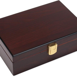 Travel Cigar Humidor Box, Cedar Wood Lined Cigar Box with Clasp Lock and Humidifier, Walnut , Great Gift for Men