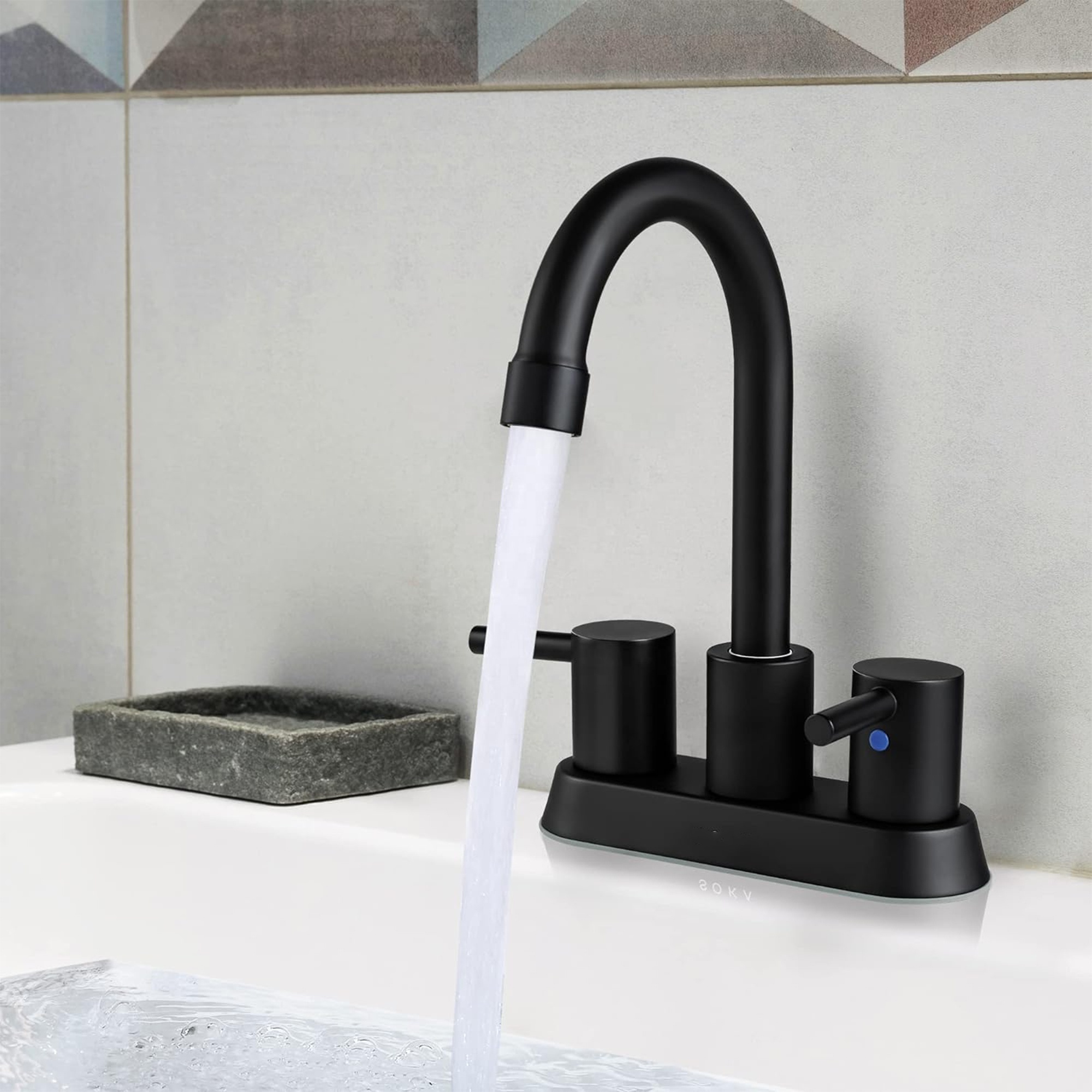 CYEN high quality easy installation 360 swivel 4 inch spout matte black 3 hole 2 handles faucet bathroom basin sink faucet