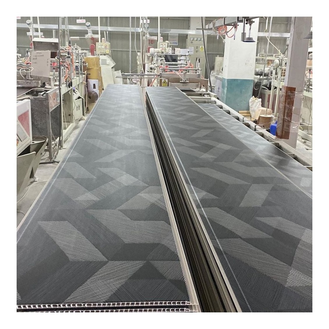 hot sales laminate pvc ceiling panel fluted pvc ceiling board hot stamping pvc drop ceiling with clips