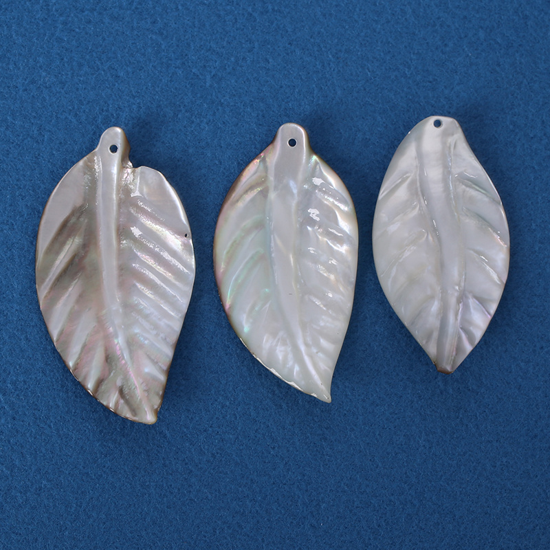 Wholesale natural seashell leaf shaped DIY black seashells for jewelry and clothing production