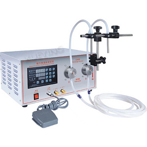 Double Head Magnetic Pump Liquid Filling Machine for Water