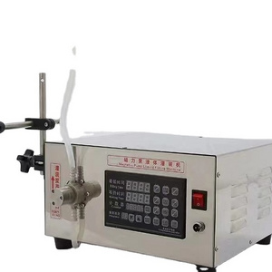 Small magnetic pump single-head liquid filling machine