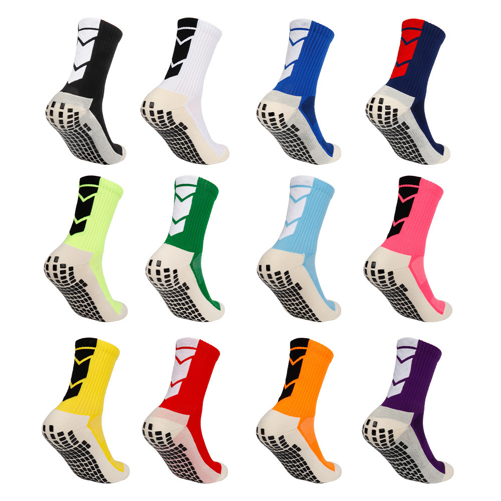 wholesales Custom Made Compression grip socks Athletic Anti-slip Grip Football Socks short sports soccer socks