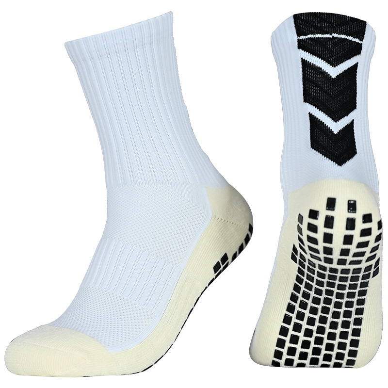 wholesales Custom Made Compression grip socks Athletic Anti-slip Grip Football Socks short sports soccer socks