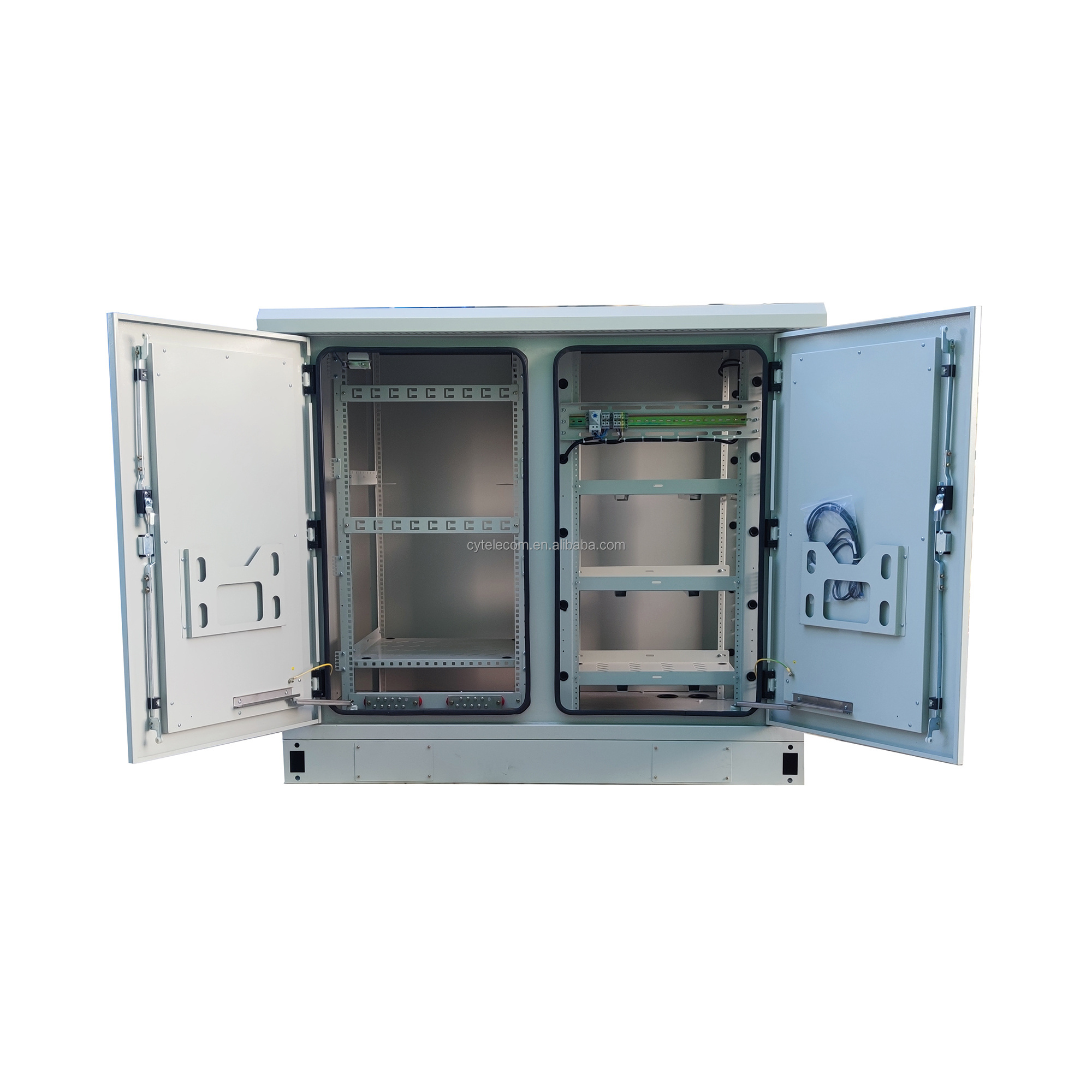 Outdoor Cabinet /Stainless Steel Enclosure IP55 Outdoor Telecom Cabinet with Fans