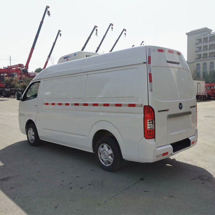 New Foton refrigerator van 1tons Freezer/chill cold chain Refrigerated logistics trucks