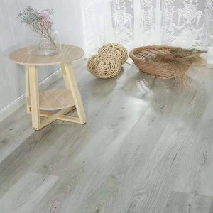 Royal Style Real Wood Grain HDF Laminate Timber Flooring