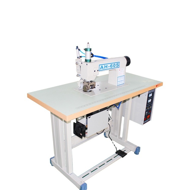 Hot sale production medical surgical gown dress clothing ultrasonic wireless sewing embossing sewing machine