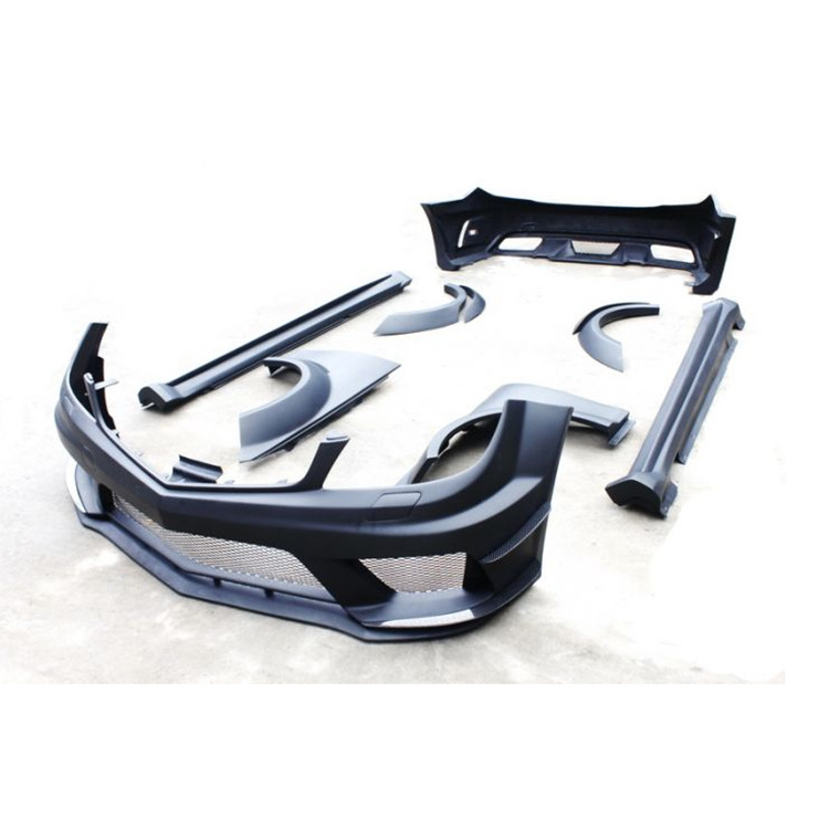 CZ FOR MERCEDES-BENZ C63 AMG BLACK SERIES STYLE BODY KIT FOR PRE-FACELIFT W204