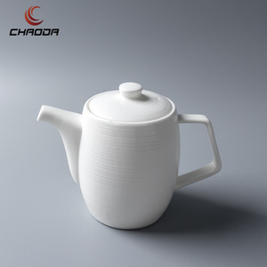 CHAODA Italian Style Fine Porcelain Coffee Pot For Cafe Ceramic Tea Kettle Coffee Pot With Handle