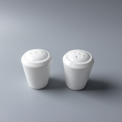 Line Series Customize Logo Restaurant Tableware Salt Shaker Porcelain Pepper Bottle Ceramic Salt and Pepper shaker