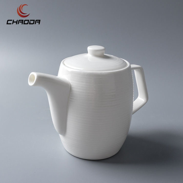 CHAODA Italian Style Fine Porcelain Coffee Pot For Cafe Ceramic Tea Kettle Coffee Pot With Handle