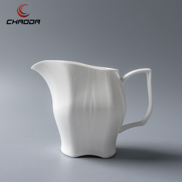 Chaoda Wholesale porcelain ceramic milk jug white glazed hand painted teapots factory direct ceramic coffee tea pot for hotel