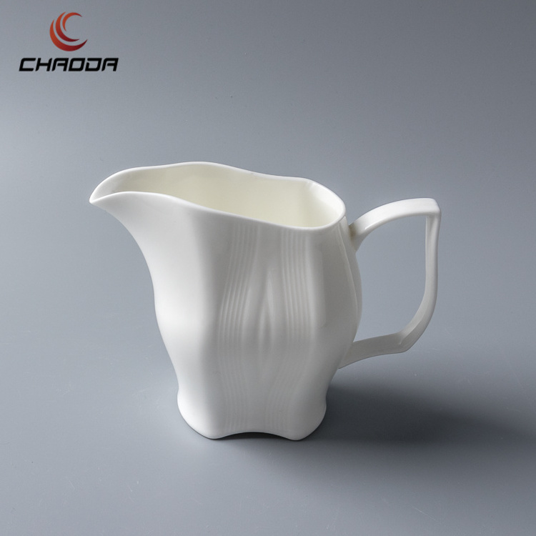 Chaoda Wholesale porcelain ceramic milk jug white glazed hand painted teapots factory direct ceramic coffee tea pot for hotel