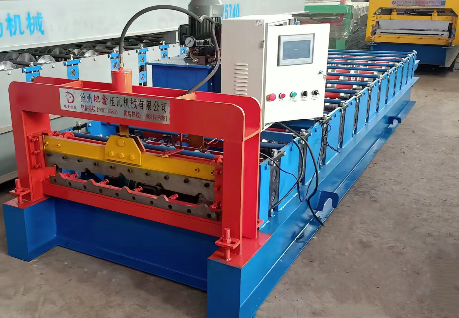 Low Price 914-610 K Q Span Arch Roof Ppgi 1220-800 K Q Large Span Arch Roof Tile Roll Forming Machine machine onduler les tol