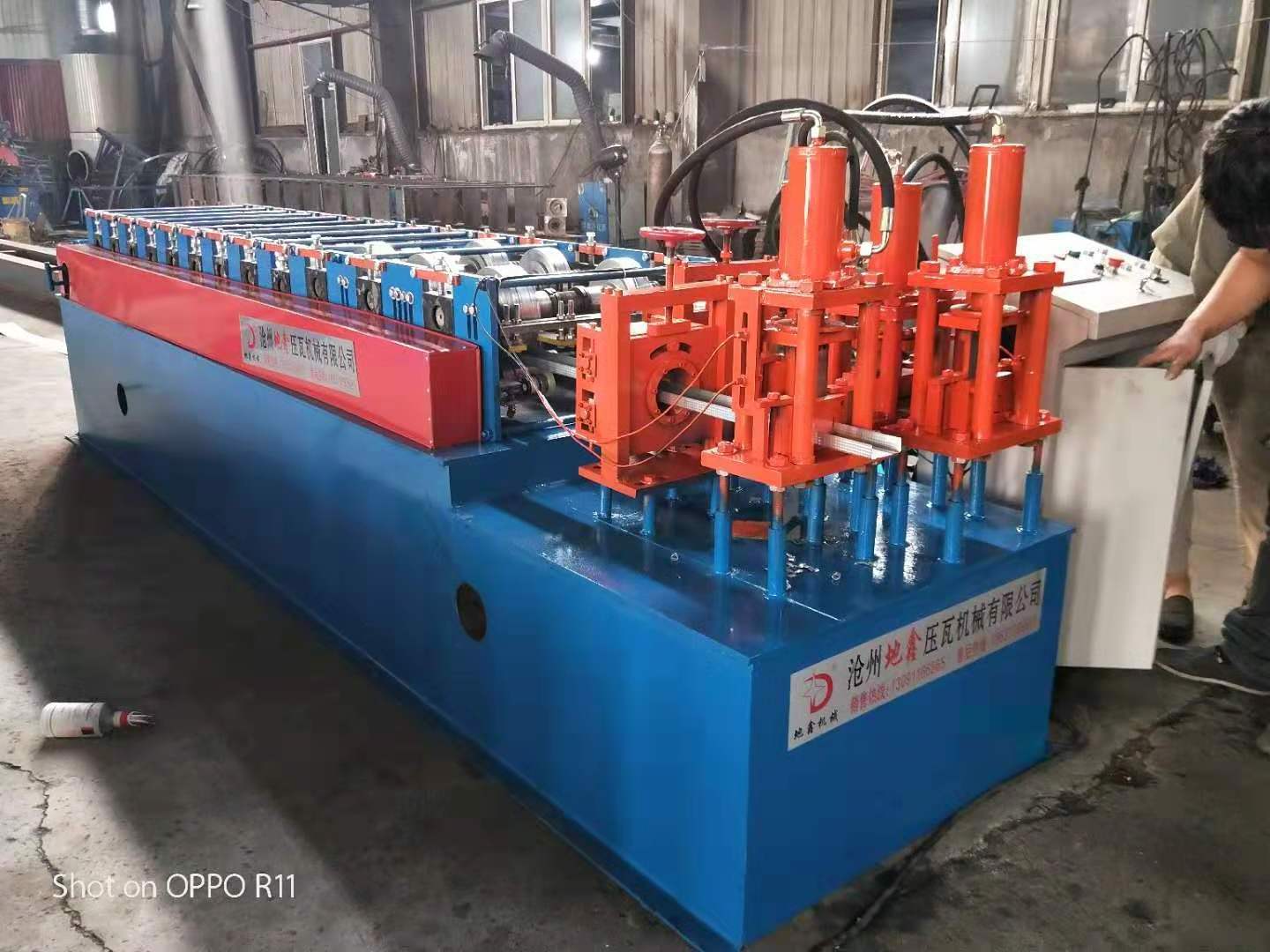 Galvanized Steel Profile C Channel Cold Roll Forming Machine Roll Former c z purlin bending machine