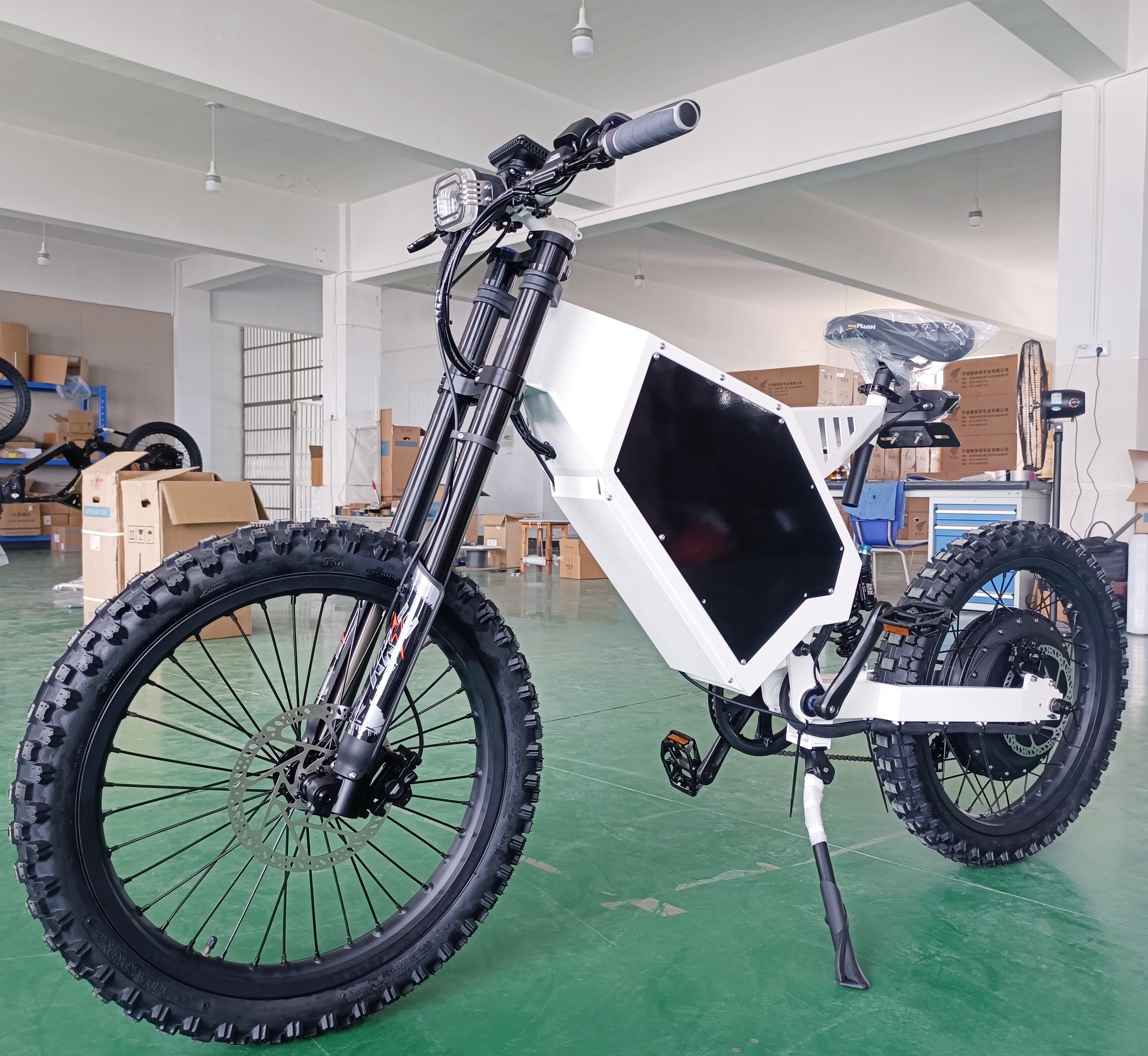 Hot sales Electric Dirt Bike 15000W electric Dirt Bike Chinese Electric Full Suspension Sonw E Bike