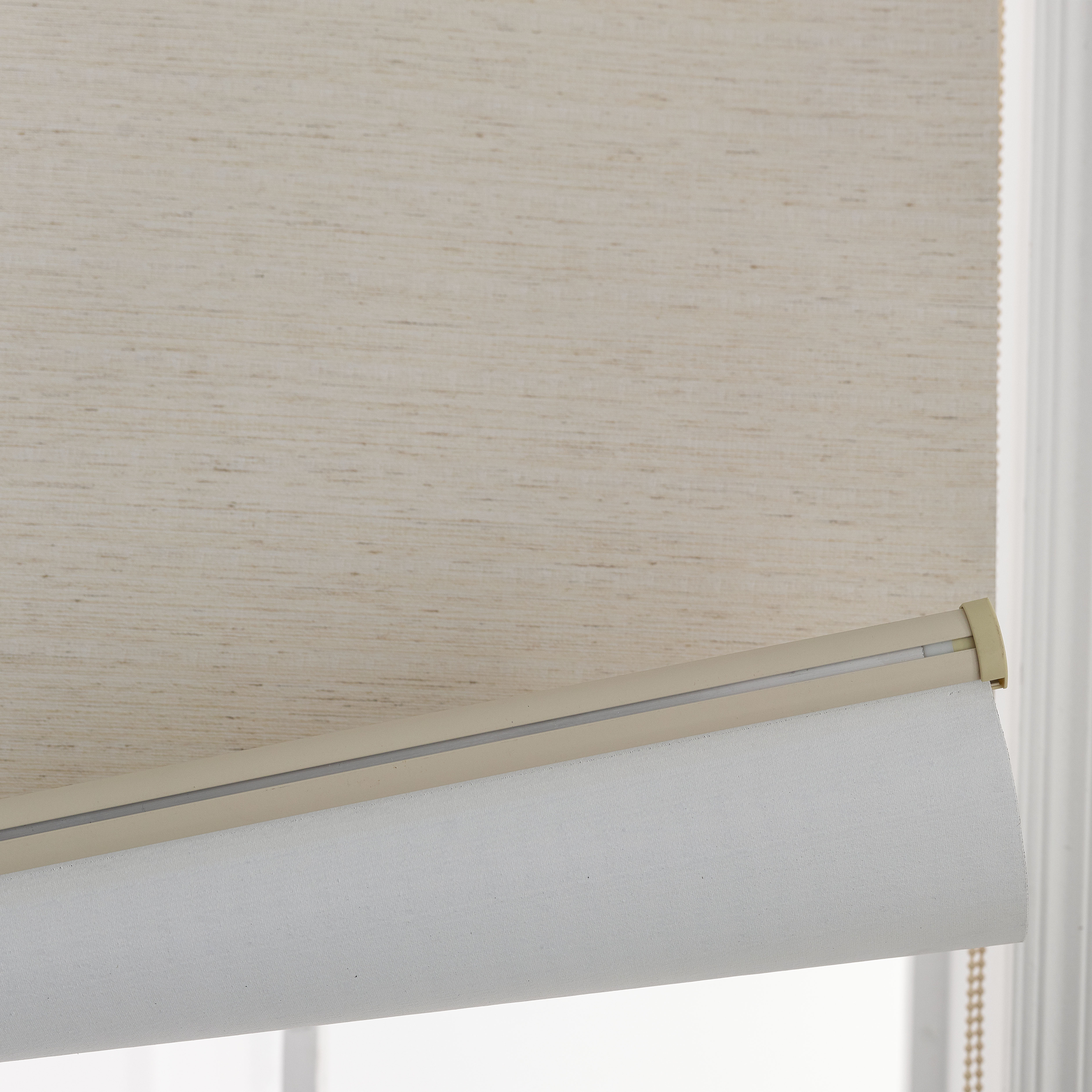 Bright-wire white foam coating 100% blackout  jacquard shade roller blind JEM9882 for window decoration