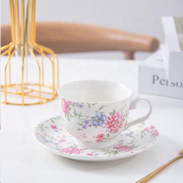 Custom printed tea cups and saucers Wholesale bone china black tea cup and saucer