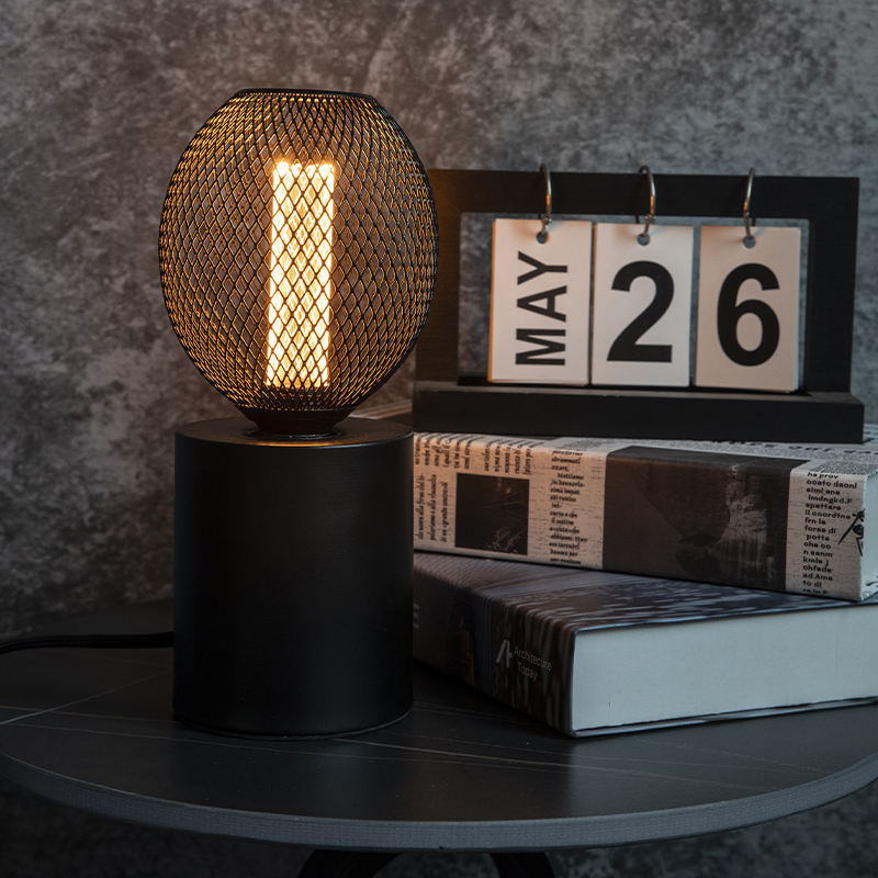 New Image Metal Cage LED Lantern Battery Operated Night Table Lamp with LED Edison Style Bulb Home Decoration