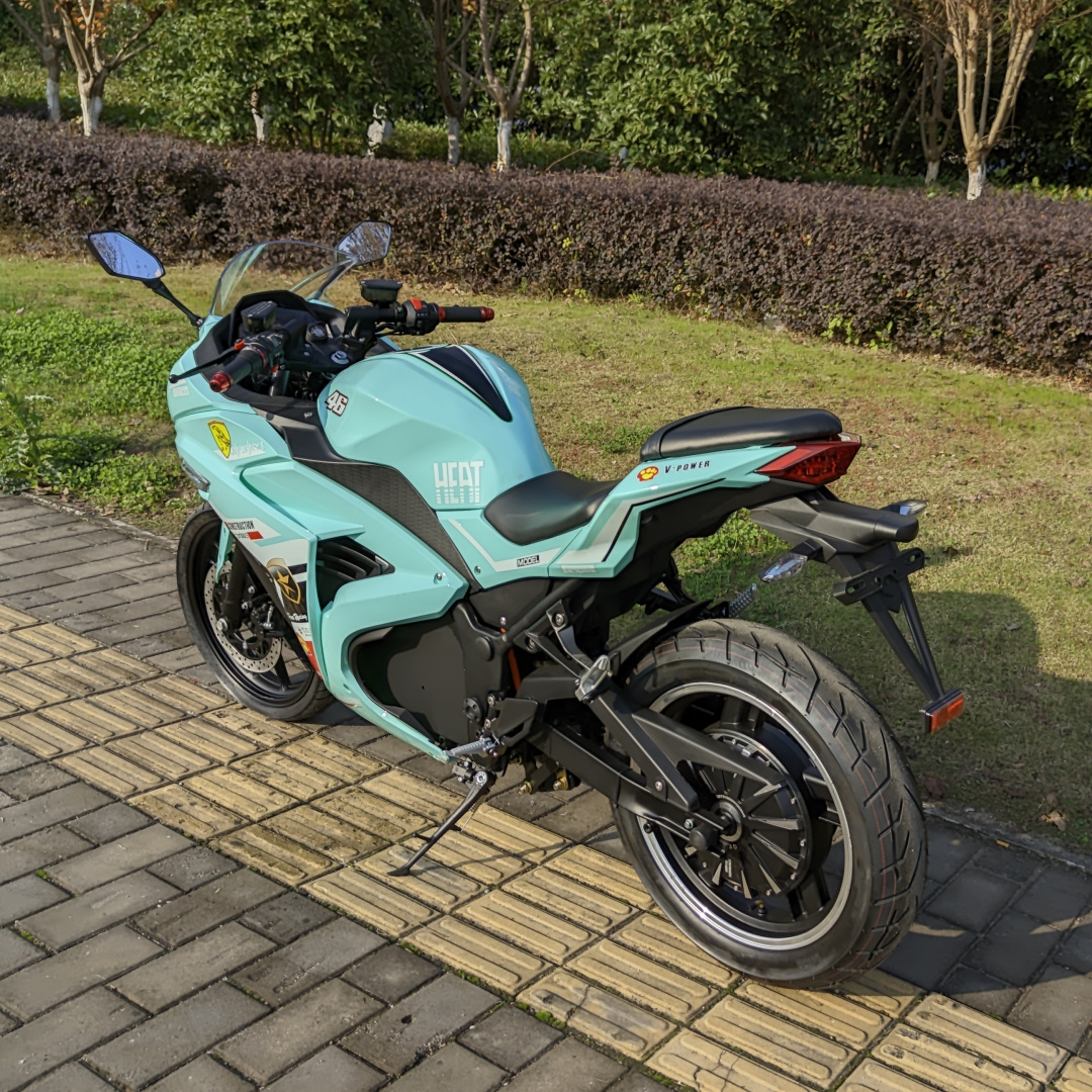 GaeaCycle 2023 New EEC COC Electric Scooter Motorcycle 4000W Motor 45km/h Street Legal for Adult