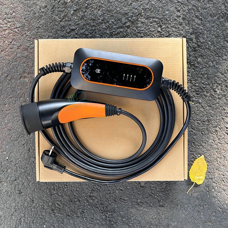 OEM ODM Portable AC 3.5kw 7kw 16A 32A EV Car  Electric Vehicle EV Charger Charging Station