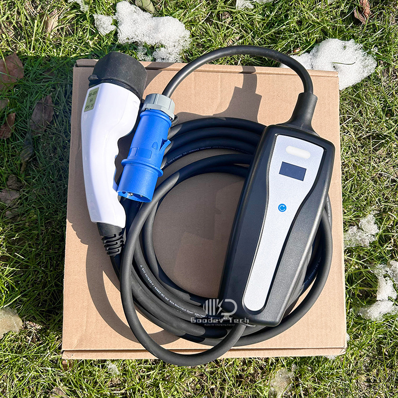 Level 2 7kw 11kw 22kw 16A 32A Type 2 Portable AC EV Car Charger Station Type 2 With Optional Plugs for Hyundai Tesla EV