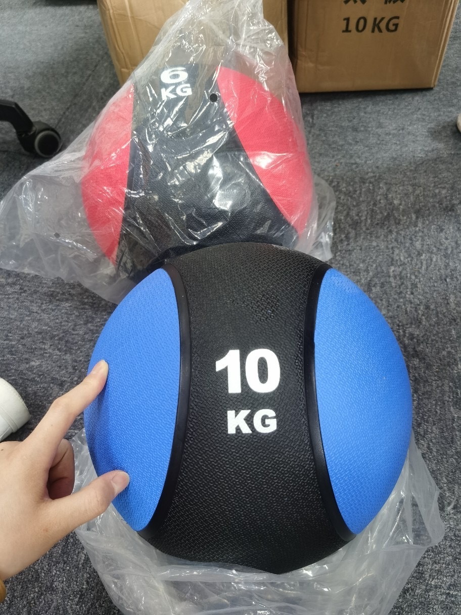 Wholesale Professional Commercial Fitness equipment Two Color Exercise Balance Training Rubber Medicine Ball