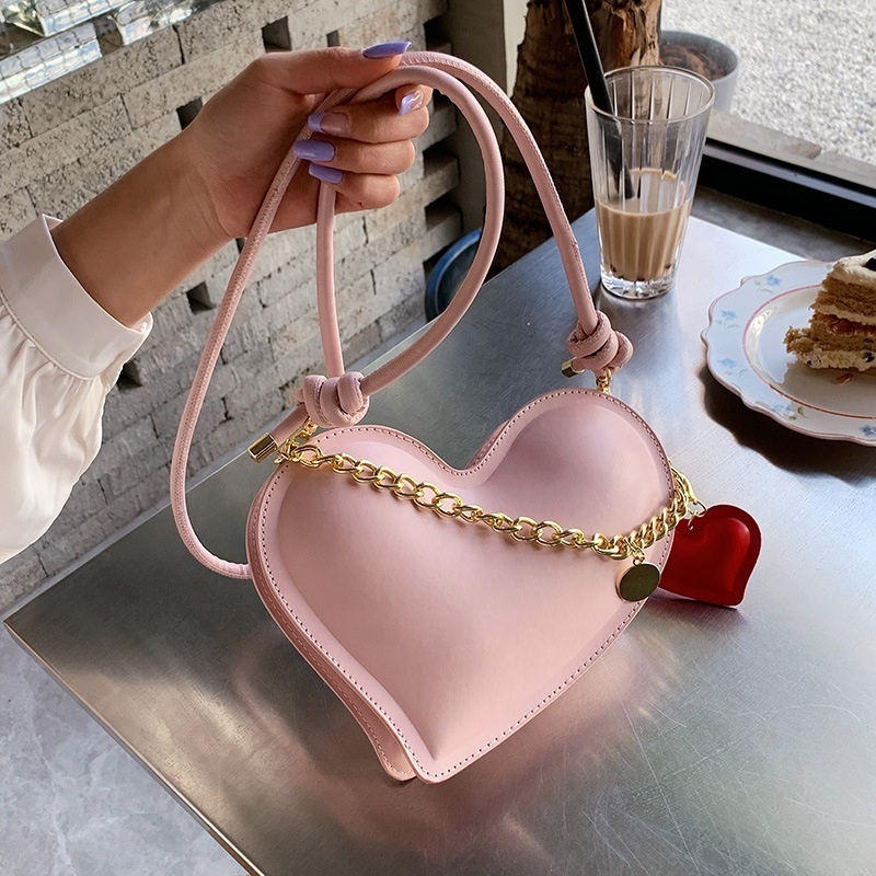 Fashion Portable Designer Ladies Purse Heart Shape Zipper Messenger Lipstick Key Shoulder Beach Bag with Small 3D Heart Pendant