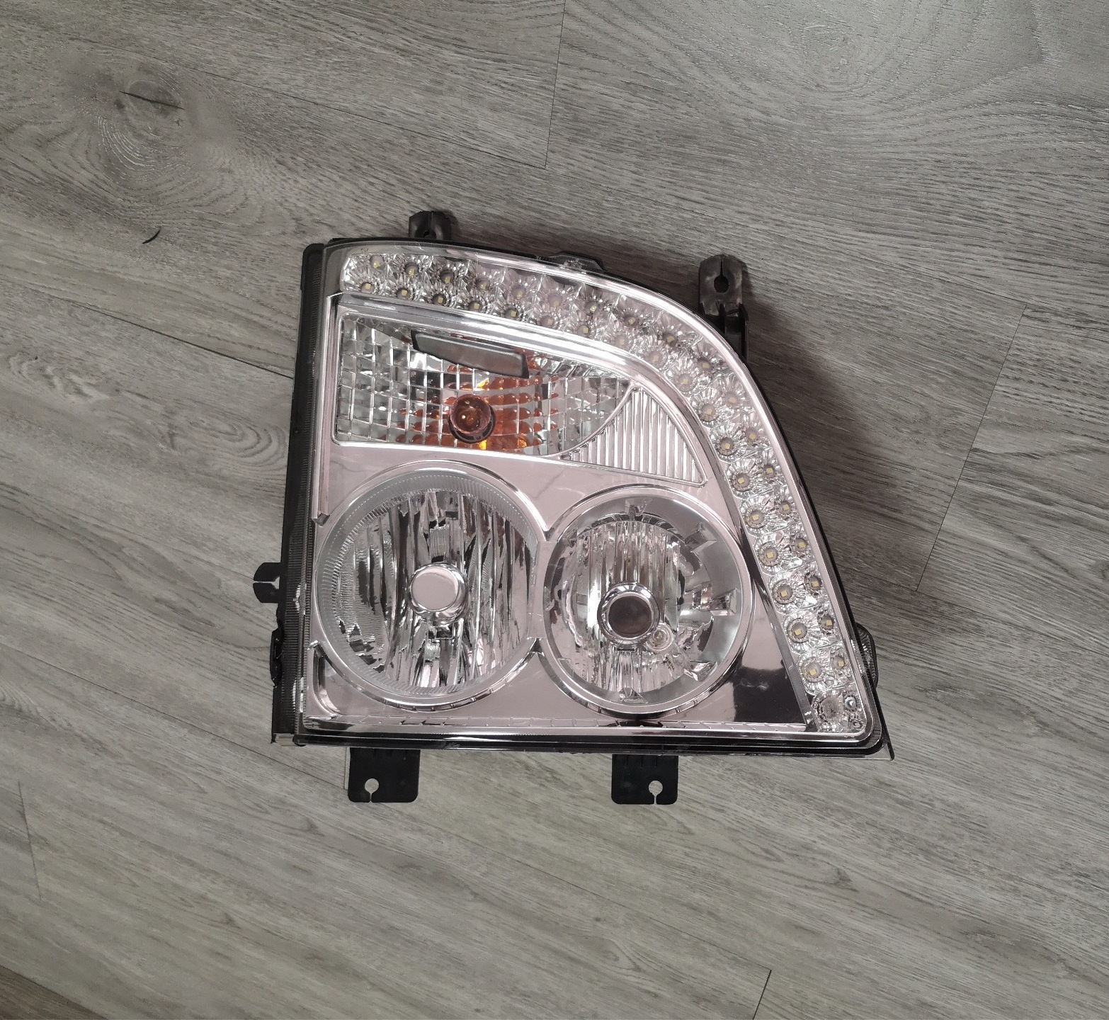 TRUCK HEAD LAMP FOR MERCEDES BENZ AXOR 2018