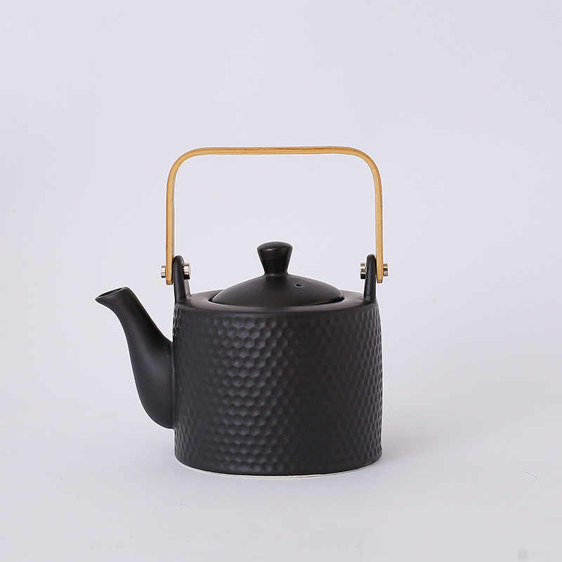 Guangdong OEM Honeycomb Pattern Household Ceramic Tea Pot Wooden Handle Black Tetera Teapot Kettle