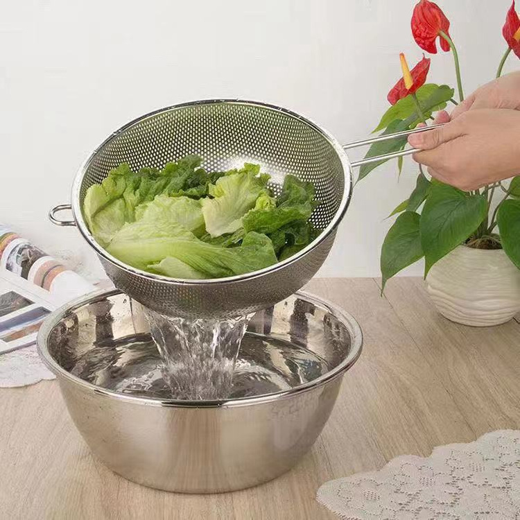 FTS  stainless steel food strainer strainer skimmer for kitchen handles colander metal strainer with handles